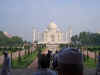 Taj-Mahal395_2.jpg (41134 bytes)